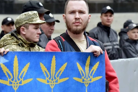 Каннабис в Киеве будут выращивать со штрих-кодом на каждом кусте