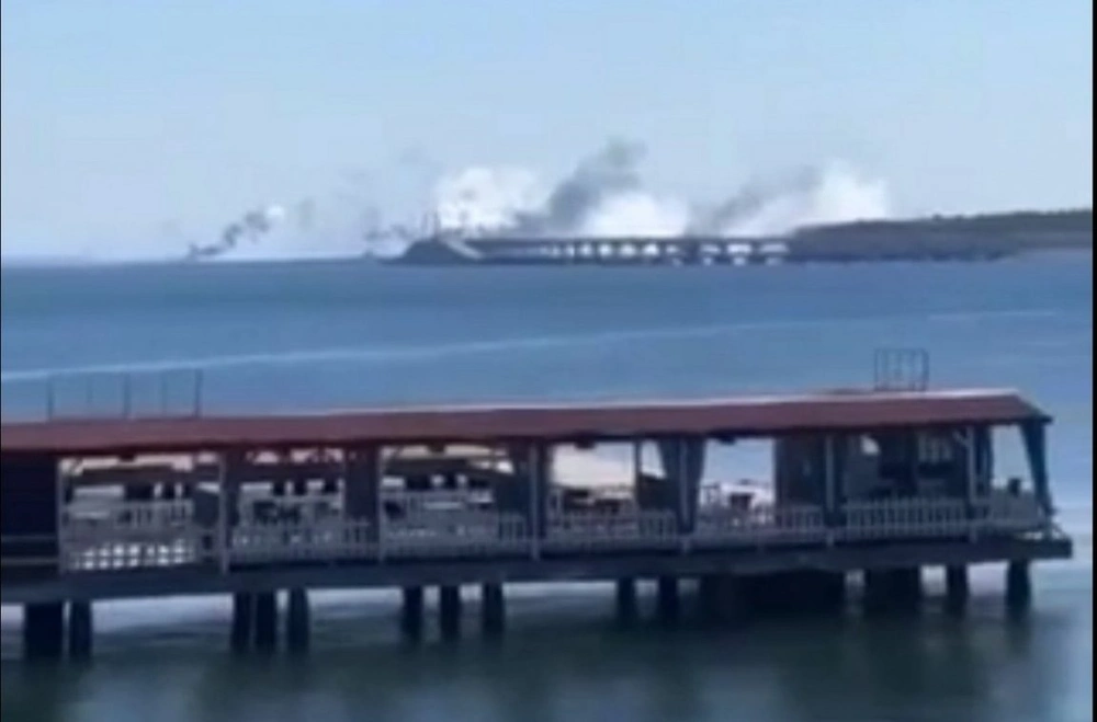 ВСУ во второй раз за день попытались совершить террористическую атаку на Крымский мост
