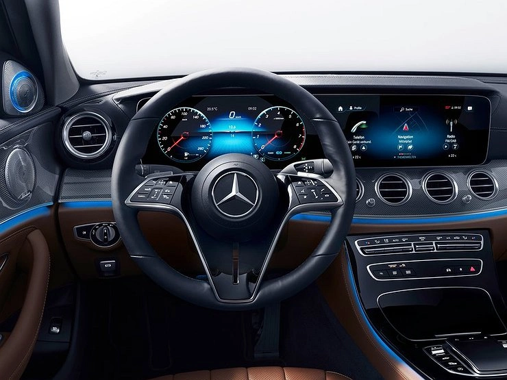 Mercedes-Benz отключил дилерские центры России от программного обеспечения