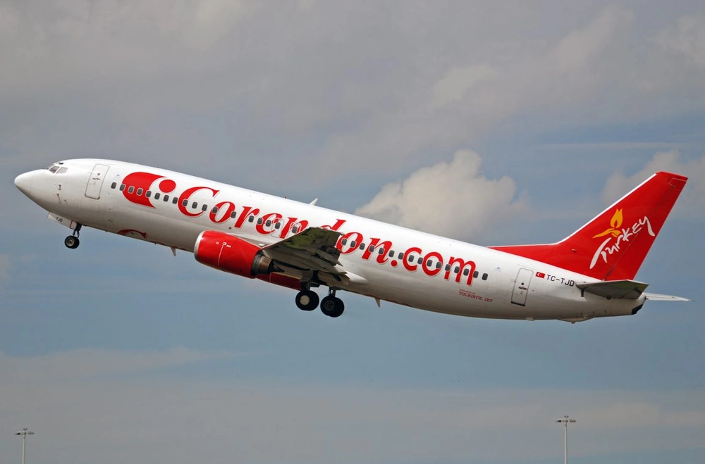 Corendon Airlines запустит первые рейсы с «чайлдфри» зонами