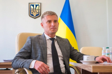 Украинцам будут платить за донос на коррупцию частью суммы от взятки