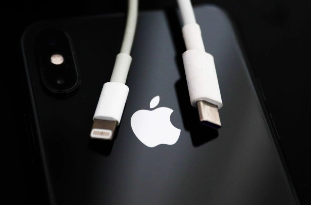 У iPhone 15 будет разъем USB-C вместо Lightning