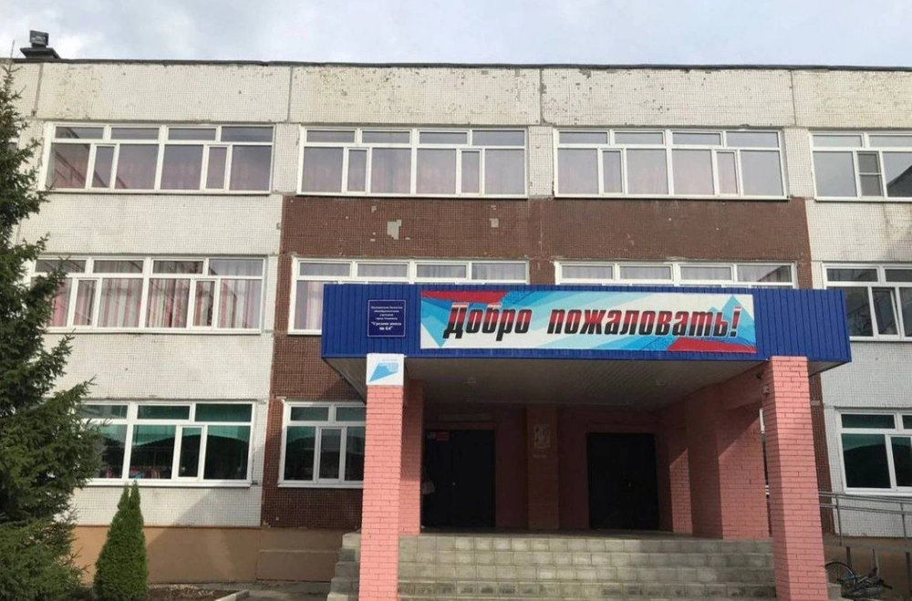 В Ульяновской области трое детей выпрыгнули из окна школы из-за сигнализации