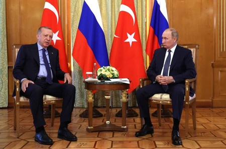 Владимир Путин поздравил турецкого президента с юбилеем Турции