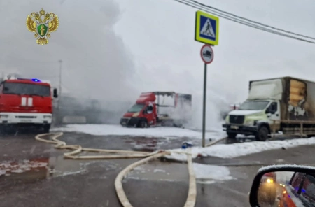 В Химках произошел пожар на газовой заправке