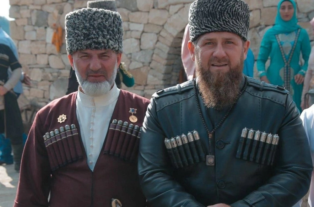 Палестинские семья получили гуманитарную помощь из Чечни