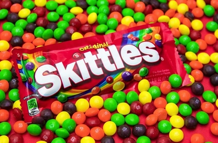 В России могут запретить Skittles из-за риска заболевания раком