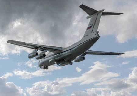 ИЛ-76 приземлился в аэропорт Шереметьево с отказавшей навигационной системой