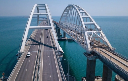 Украина пытается атаковать Крымский мост