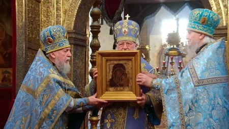 Патриарх Кирилл представил утерянную икону Казанской Божьей Матери