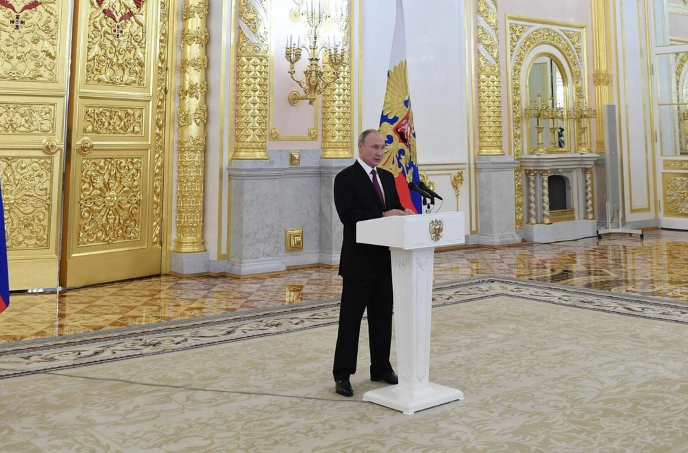 Владимир Путин выступил на церемонии вручения верительных грамот новыми послами иностранных государств в России