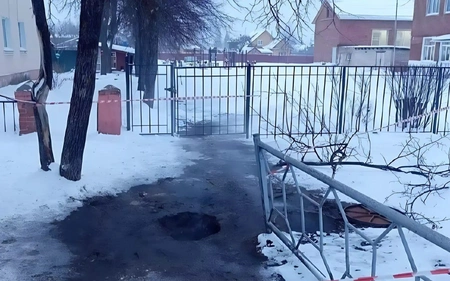 Пятеро школьников провалились в яму с кипятком в Ивановской области
