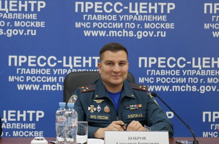 Полковник МЧС РФ Александр Бобров рассказал гражданам правила пожарной безопасности при применении пиротехники