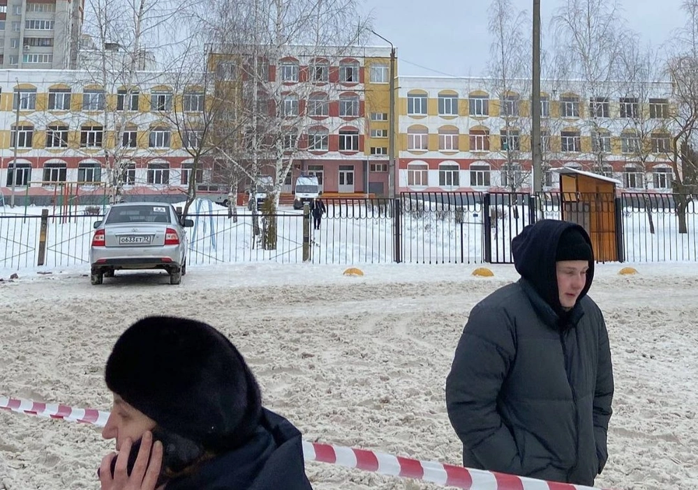 Суд арестовал отца школьницы, устроившей стрельбу в школе