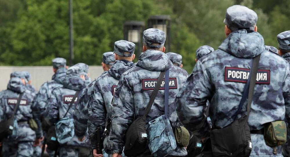 Росгвардии хотят поручить охрану образовательных учреждений