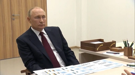 Владимир Путин принял участие на совещании о социально-экономическому развитию в Калининграде