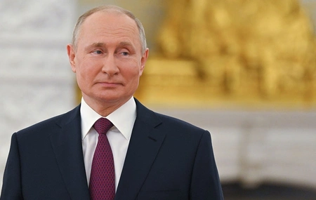 Владимир Путин поздравил россиян с Днем защитника Отечества