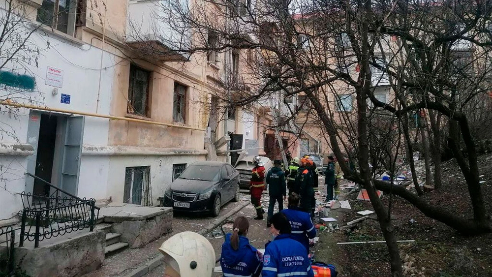 В Севастополе произошел взрыв газового баллона в жилом доме