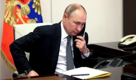Лидеры России и Казахстана провели телефон разговор