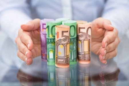 Оставшиеся в России иностранные банки внесли в бюджет €800 млн