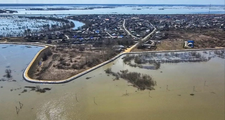 Уровень воды в Ишиме в Тюменской области достиг опасной отметки