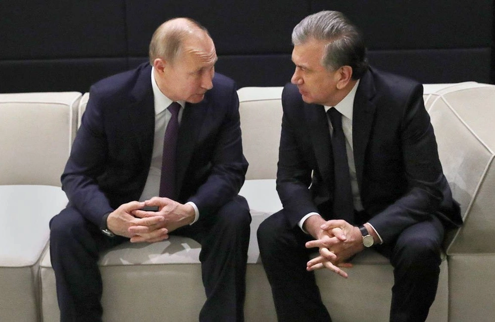 Владимир Путин обсудил с президентом Узбекистана свой предстоящий визит в страну
