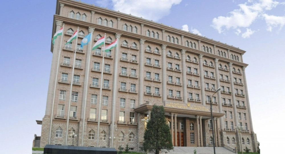 В Кыргызстане призвали соотечественников временно воздержаться от поездок в Россию