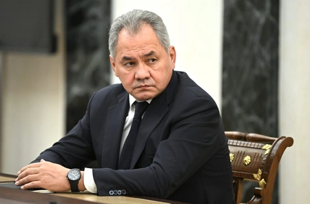 Сергей Шойгу выразил готовность помочь в установлении причин крушения самолёта Раиси