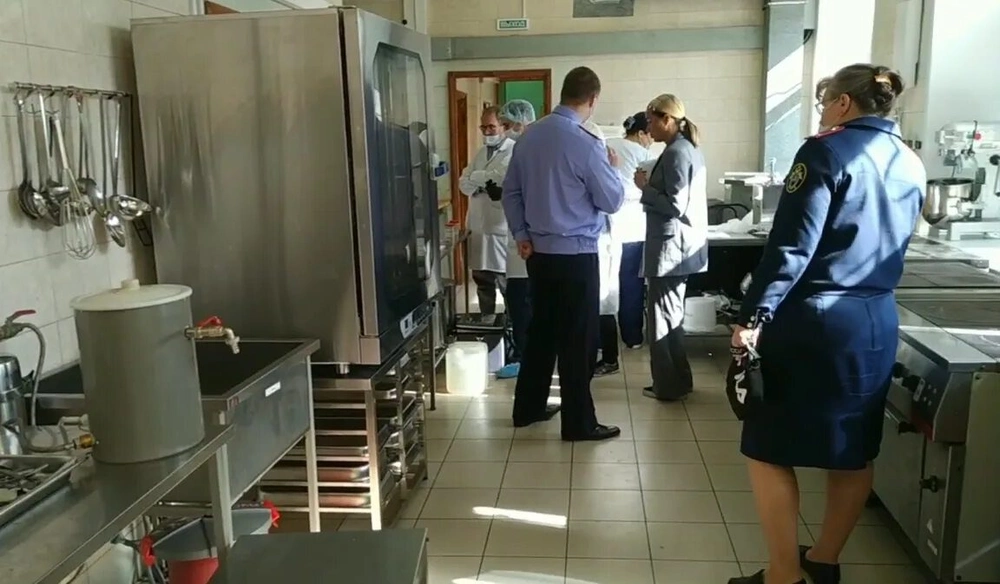 В Москве после лечения от ботулизма выписали 177 человек