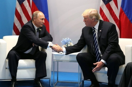 Трамп заявил о хороших отношениях с Владимиром Путиным