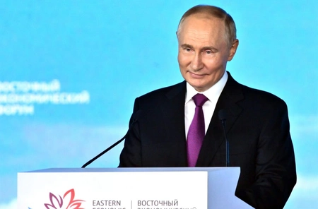 Владимир Путин выступил на пленарном заседании ВЭФ