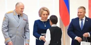 Валентина Матвиенко наградила орденом «За проявленное мужество» 20 детей-героев
