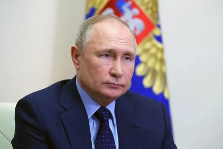 Владимир Путин поручил поддержать регионы при использовании ИИ в госуправлении