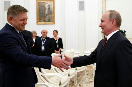 Фицо рассказал, что обсуждал с Путиным контракт с «Газпромом» и поставки газа