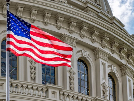 США приостановили поставки оружия Украине 
