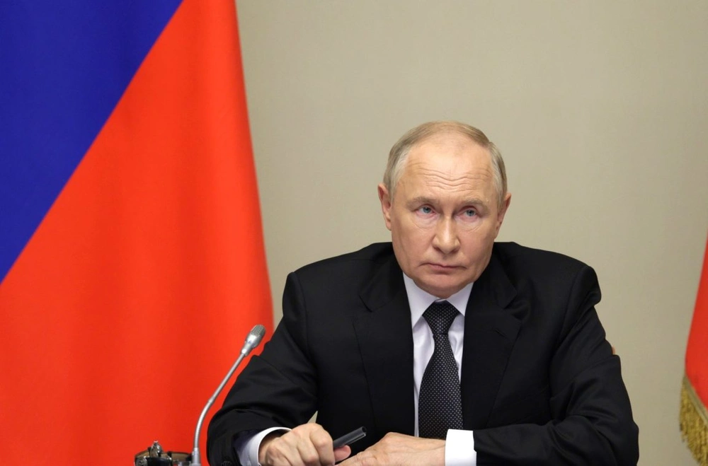Путин прибыл в Санкт-Петербург на День ВМФ 